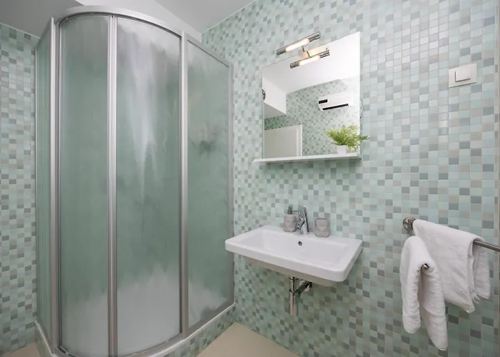 Amazing With Breathtaking View & Heated Pool * Kučine