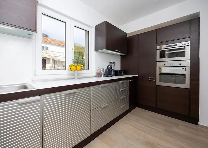 Amazing With Breathtaking View & Heated Pool Villa *