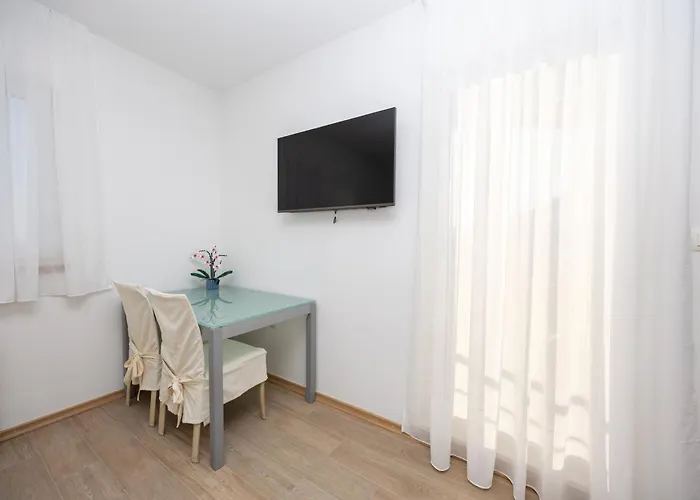 Amazing With Breathtaking View & Heated Pool * Kučine