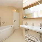 Amazing With Breathtaking View & Heated Pool
