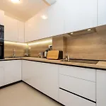 Villa Amazing With Breathtaking View & Heated Pool Kučine