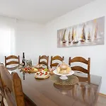 Villa Amazing With Breathtaking View & Heated Pool Kučine