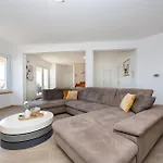 Amazing With Breathtaking View & Heated Pool Villa *