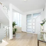 Amazing With Breathtaking View & Heated Pool Villa *