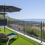 Amazing With Breathtaking View & Heated Pool * Kučine