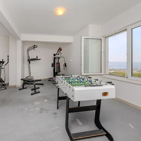 Amazing With Breathtaking View & Heated Pool Villa *