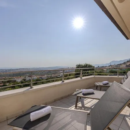 Amazing With Breathtaking View & Heated Pool * Kučine