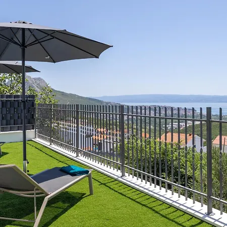 Amazing With Breathtaking View & Heated Pool * Kučine